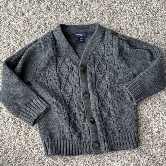 Baby Gap sweater - Picture 1 of 8